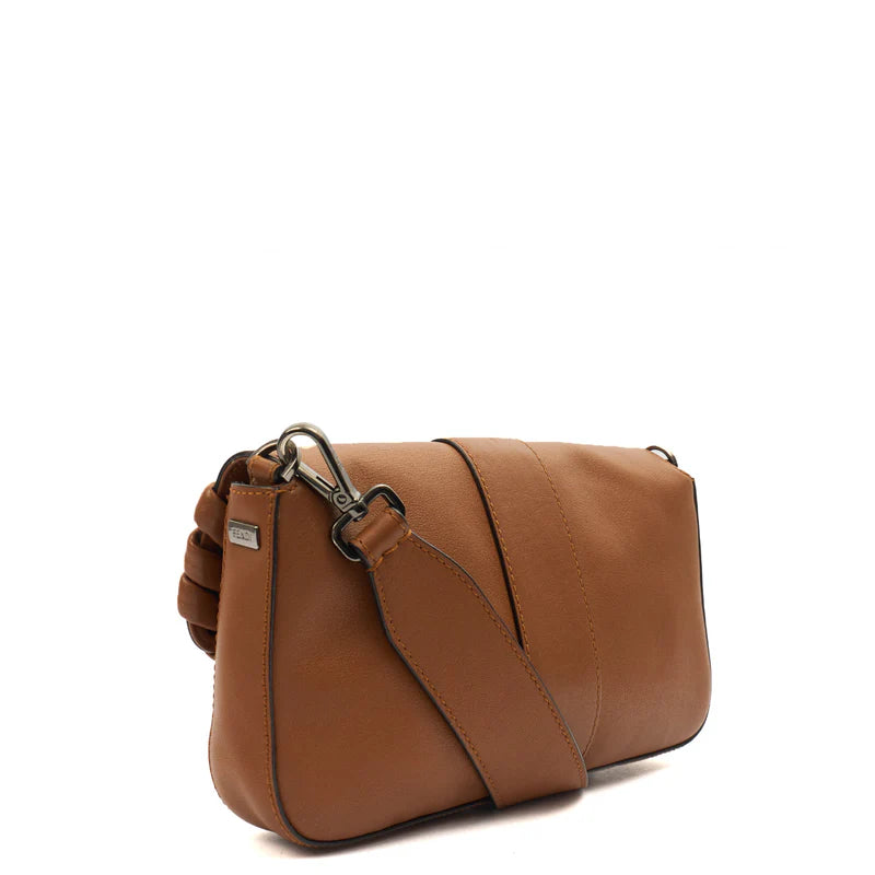 Fendi Bolso de hombro Baguette en piel color marrón